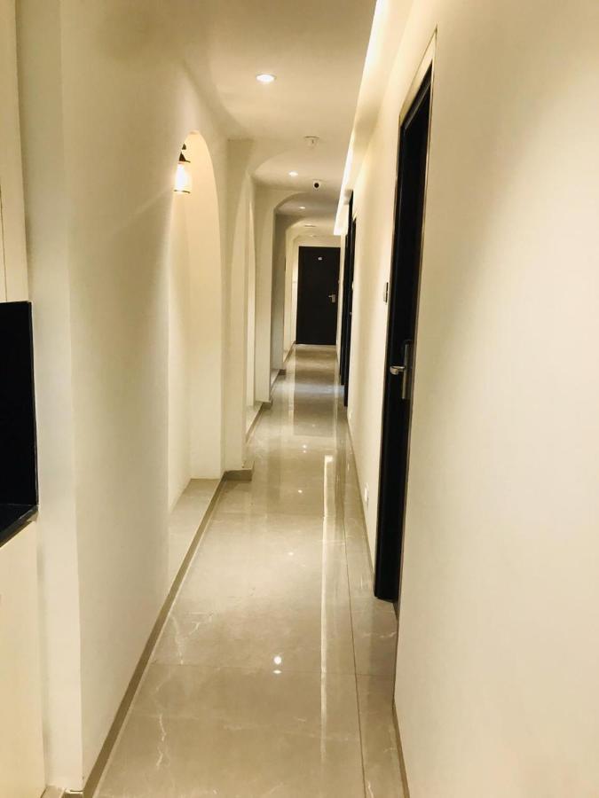 Hotel Flora Suites - Fort Mumbai Exterior photo